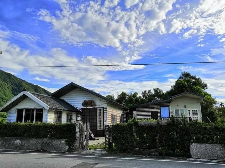 Xiulin Taroko Railway Authentic B&B מראה חיצוני תמונה